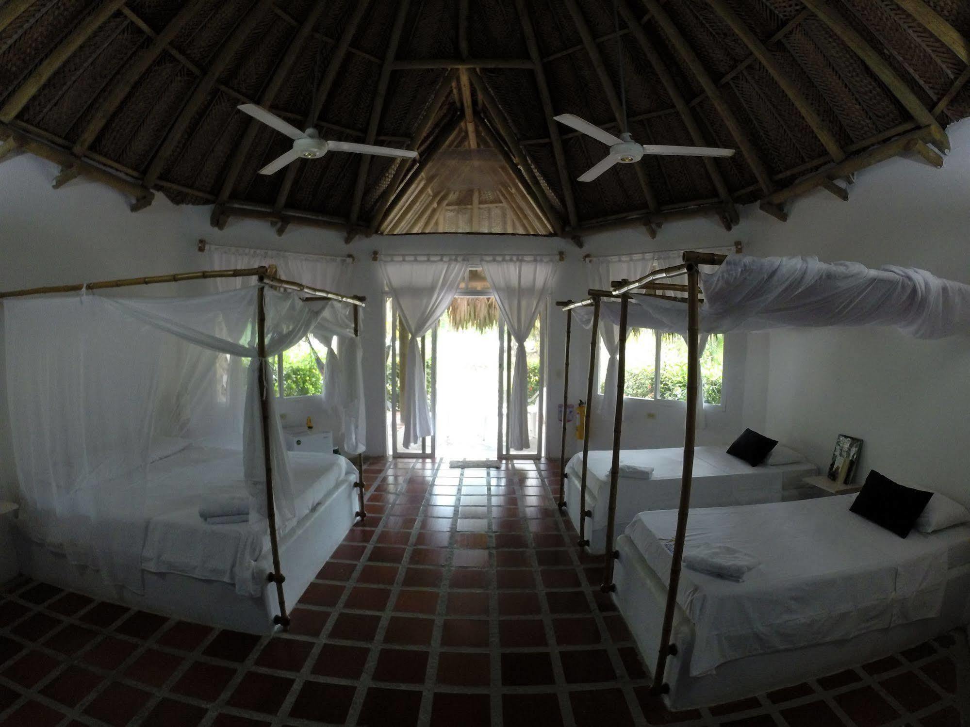 Hotel Playa Mandala Паломино Екстериор снимка